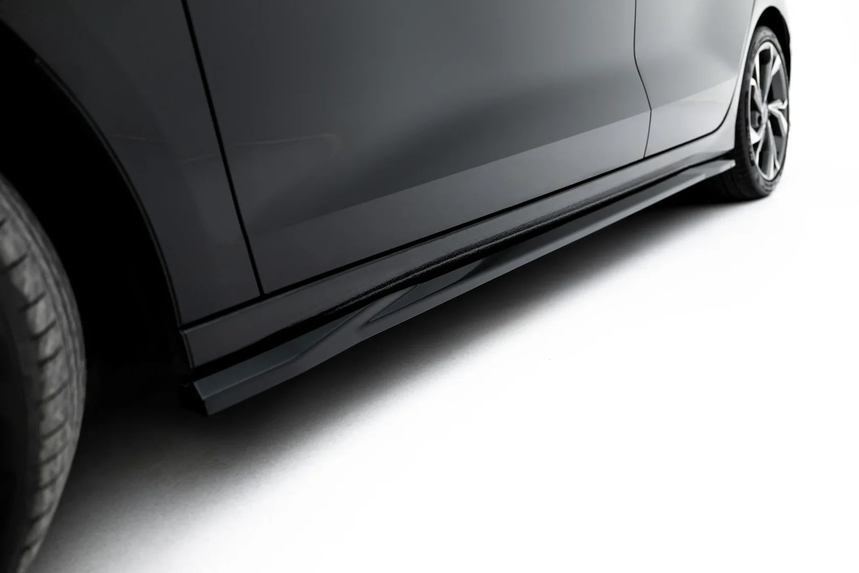 Maxton Design Seitenschweller Erweiterung für Audi A3 Limousine 8Y Facelift