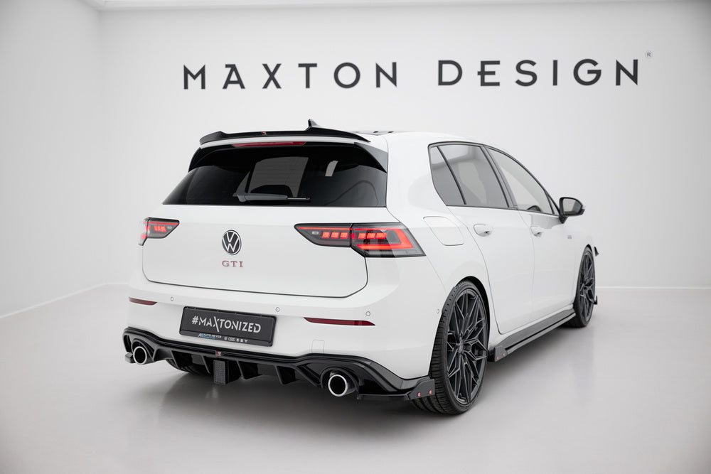 Seitliche Heckdiffusor Erweiterung V.4 + Flaps für VW Golf 8 GTI von Maxton Design