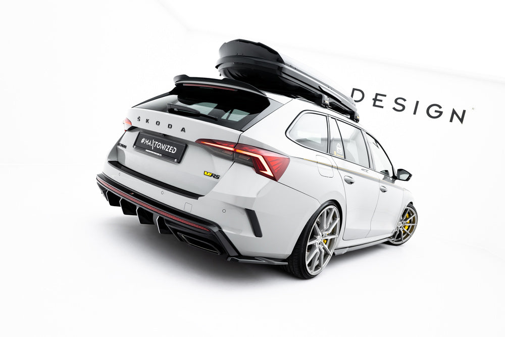 Seitliche Heckdiffusor Erweiterung V.7 für Skoda Octavia RS MK4 Facelift von Maxton Design