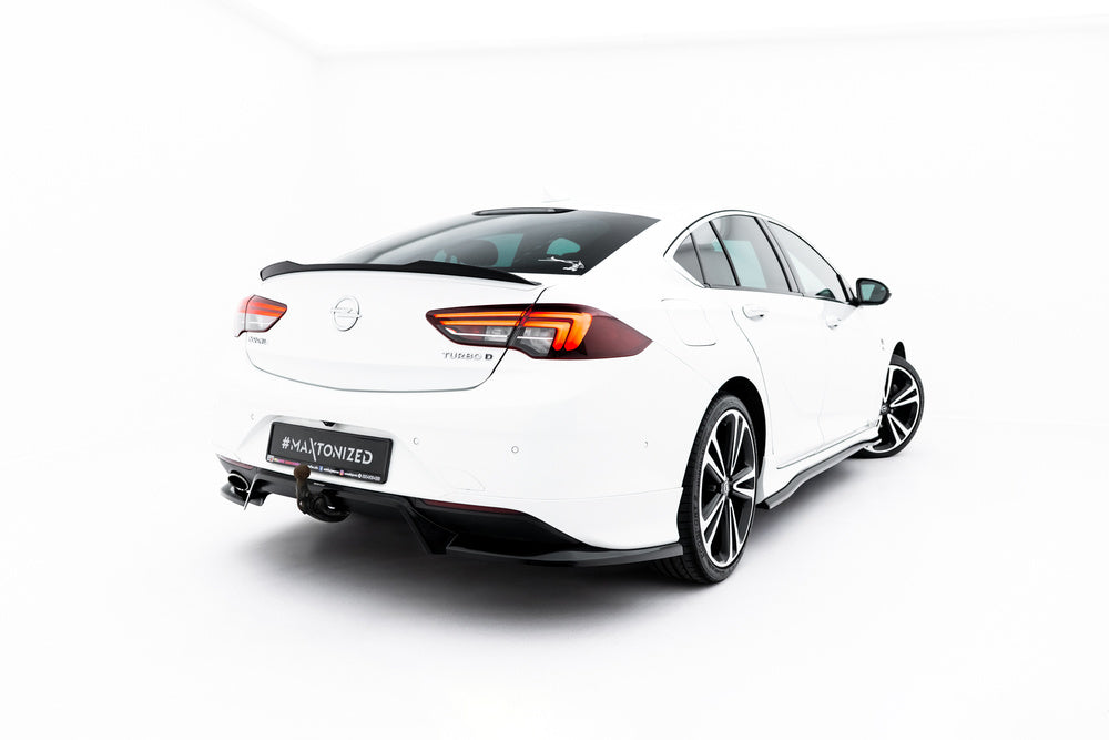 Zentraler Hinterer Splitter für Opel Insignia OPC-Line Mk2 von Maxton Design