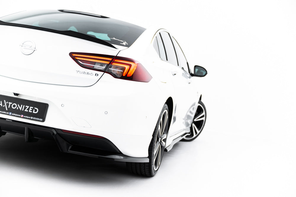 Zentraler Hinterer Splitter für Opel Insignia OPC-Line Mk2 von Maxton Design