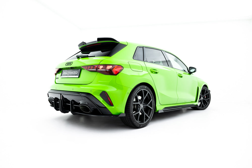 Heckdiffusor Street Pro mit Flaps für Audi RS3 Sportback 8Y Facelift von Maxton Design
