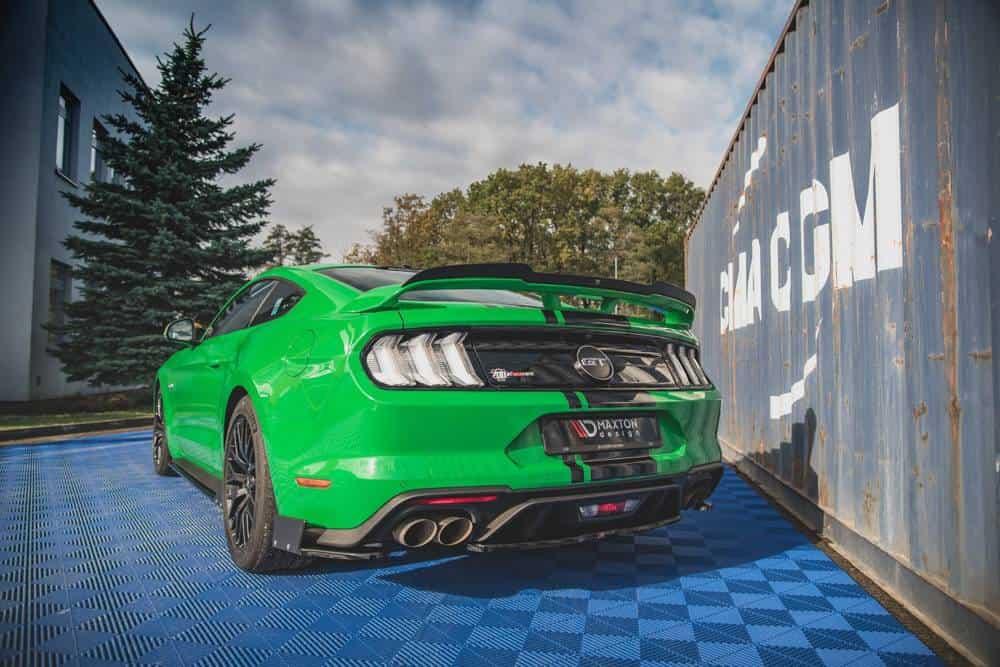 Seitliche Heck Diffusor Erweiterung für Ford Mustang GT MK6 FL von Maxton Design