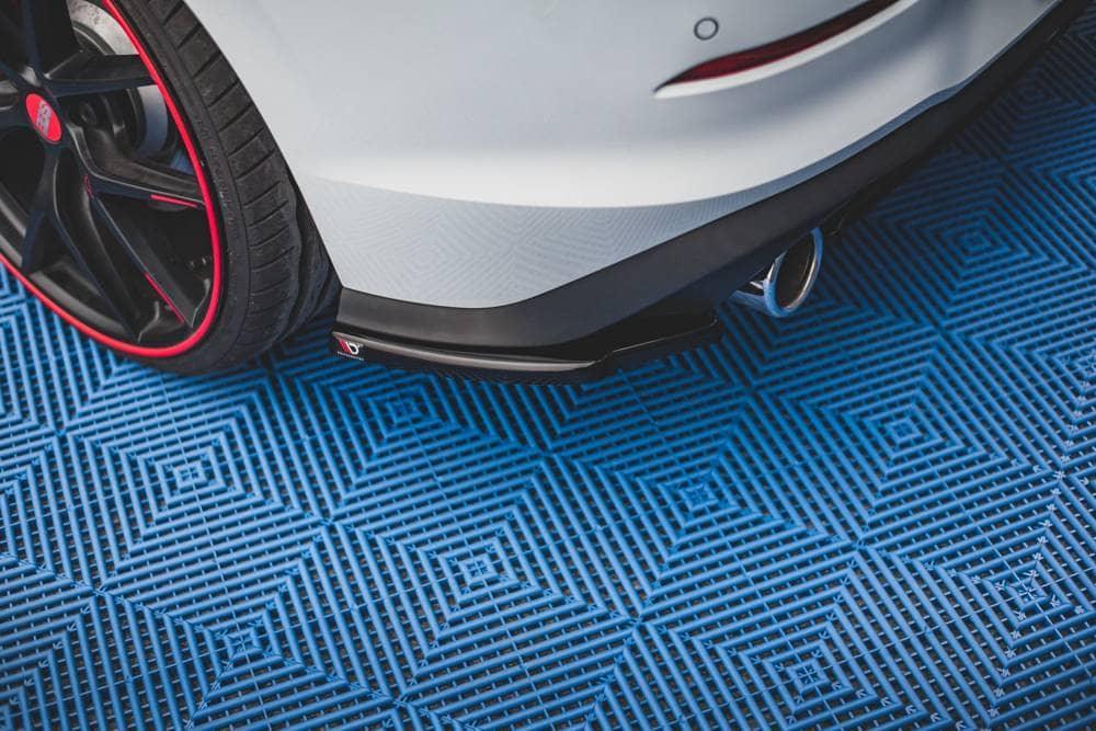 Maxton Design Seitliche Heck Diffusor Erweiterung für VW Golf 8 GTI