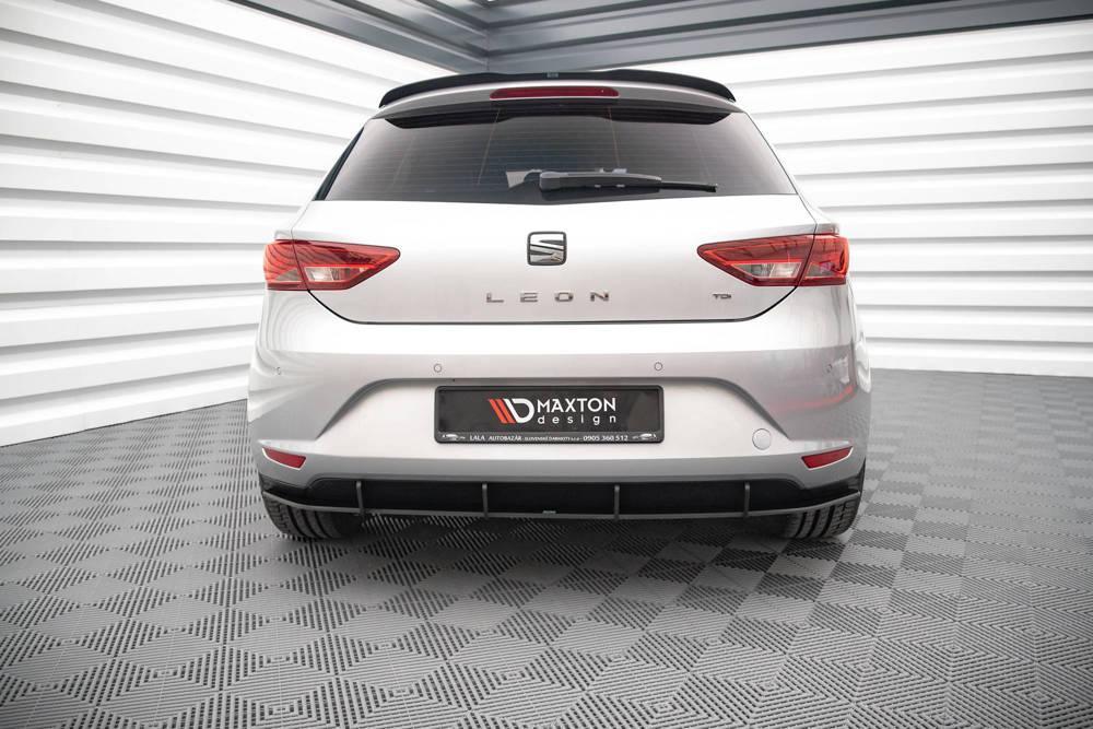 Heck Diffusoransatz Street Pro für Seat Leon Hatchback Mk3 von Maxton Design
