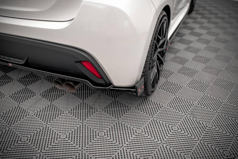 Zentraler Hinterer Splitter mit Flaps für Nissan GTR R35 Facelift von Maxton Design