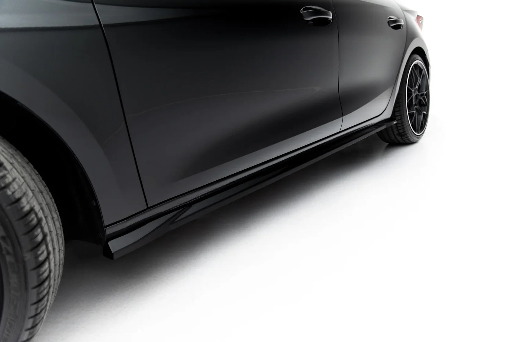 Maxton Design Seitenschweller Erweiterung V.2 für Cupra Leon ST / Schrägheck Mk1 Facelift