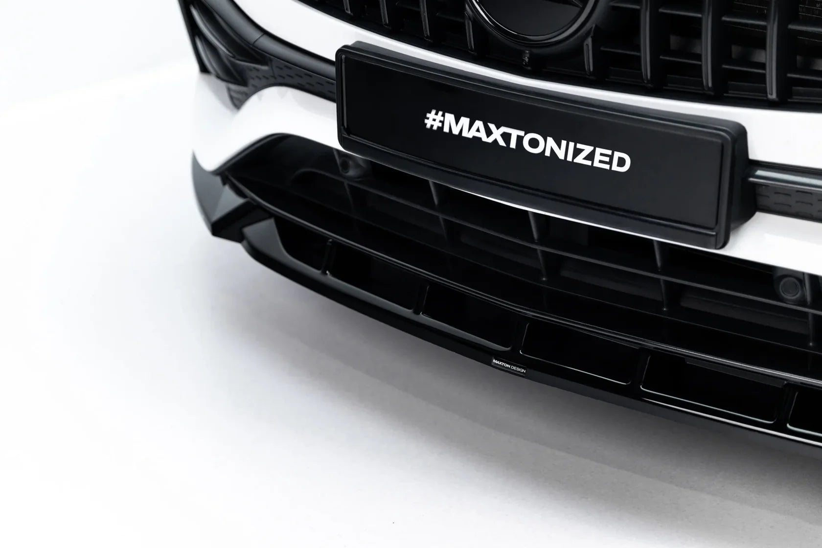 Maxton Design Frontlippe / Frontsplitter für Mercedes-AMG GLA 35 H247