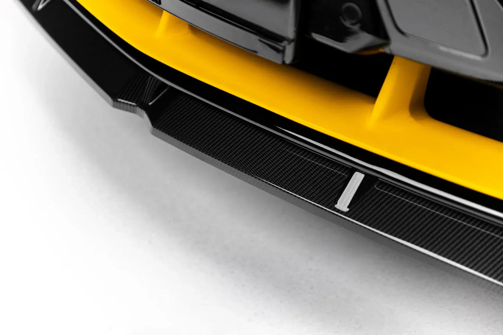 Maxton Design Carbon Frontsplitter für Lamborghini Urus Mk 1 Facelift