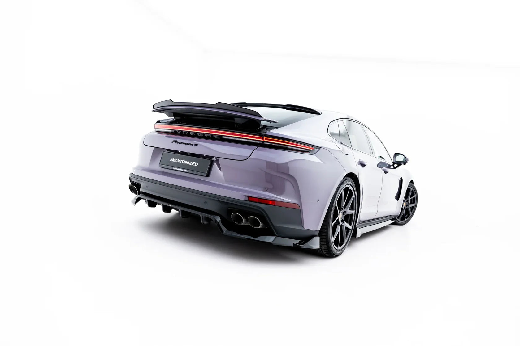 Maxton Design Spoiler Cap Porsche Panamera 4 / 4S E-Hybrid / 4 E-Hybrid 976