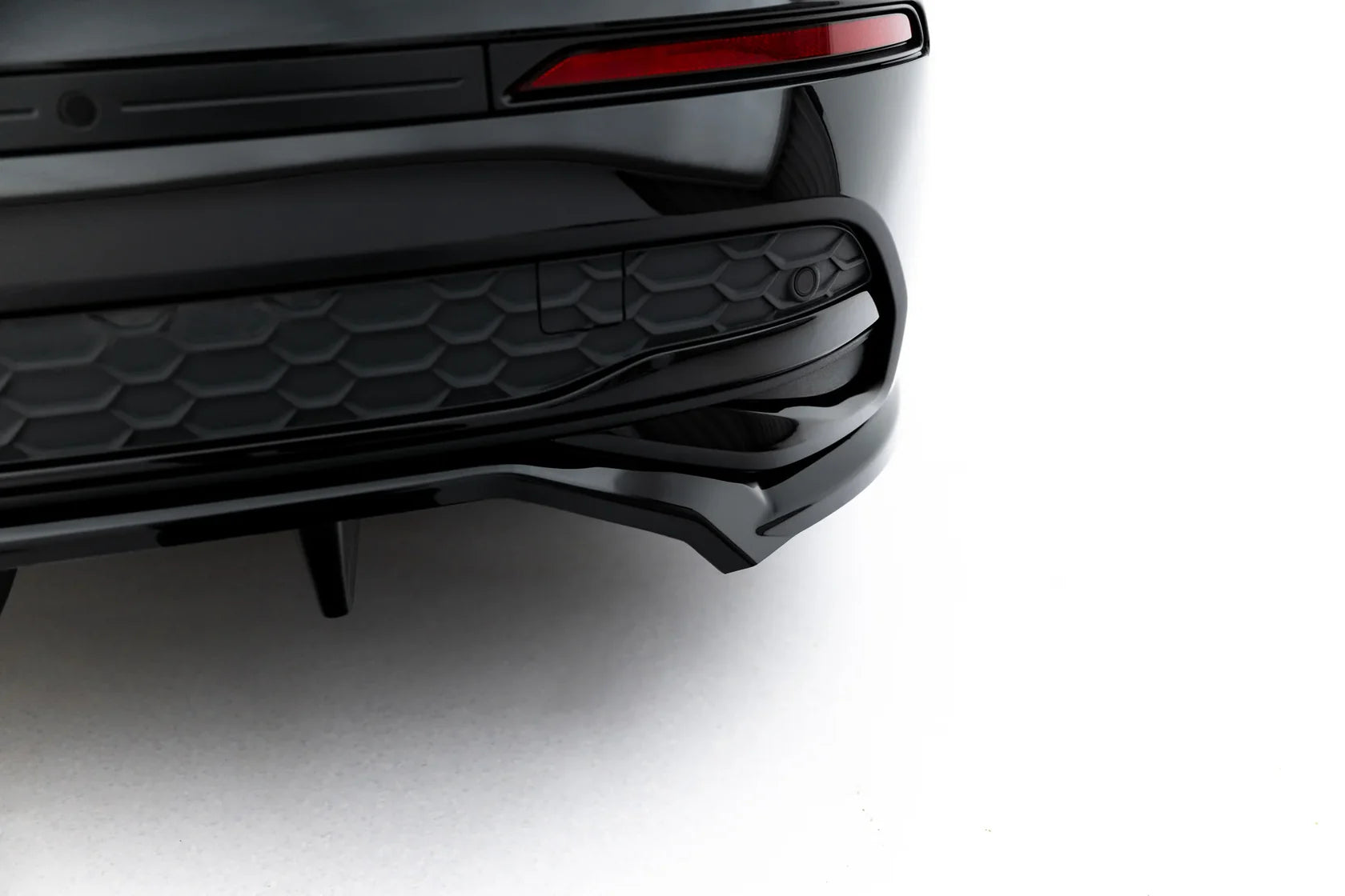 Maxton Design Zentraler Hinterer Splitter für Audi A3 Limousine 8Y Facelift