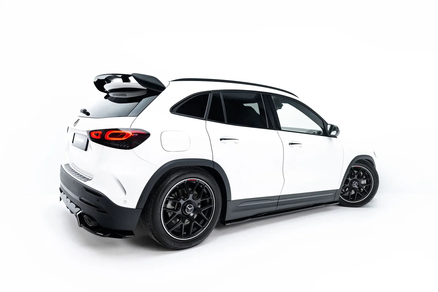 Maxton Design Seitenschweller Erweiterung für Mercedes-AMG GLA 35 H247