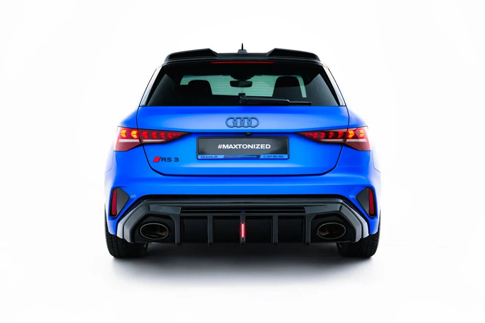 Heckdiffusor für Audi RS3 Sportback 8Y Facelift (Version mit LED-Licht) von Maxton Design