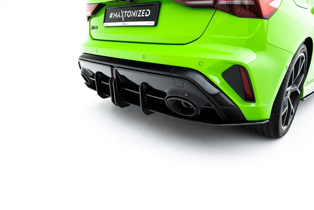 Heckdiffusor Street Pro für Audi RS3 Sportback 8Y Facelift von Maxton Design