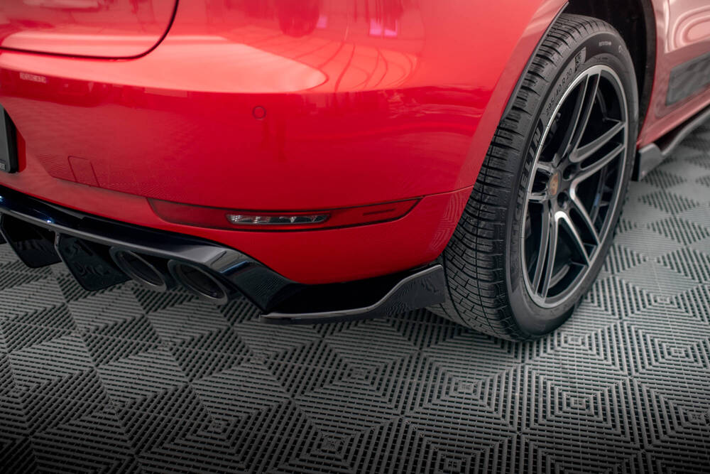 Seitliche Heck Diffusor Erweiterung V.2 für Porsche Macan GTS / Sport Design 95B Facelift von Maxton Design