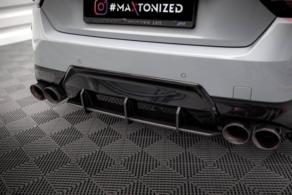 Zentraler Hinterer Splitter für Audi Q3 F3 S-Line von Maxton Design
