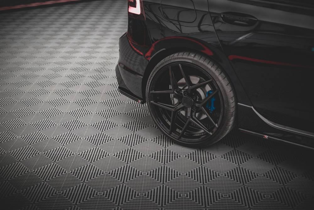 Seitliche Heck Diffusor Erweiterung V.3 für VW Golf 8 GTI von Maxton Design